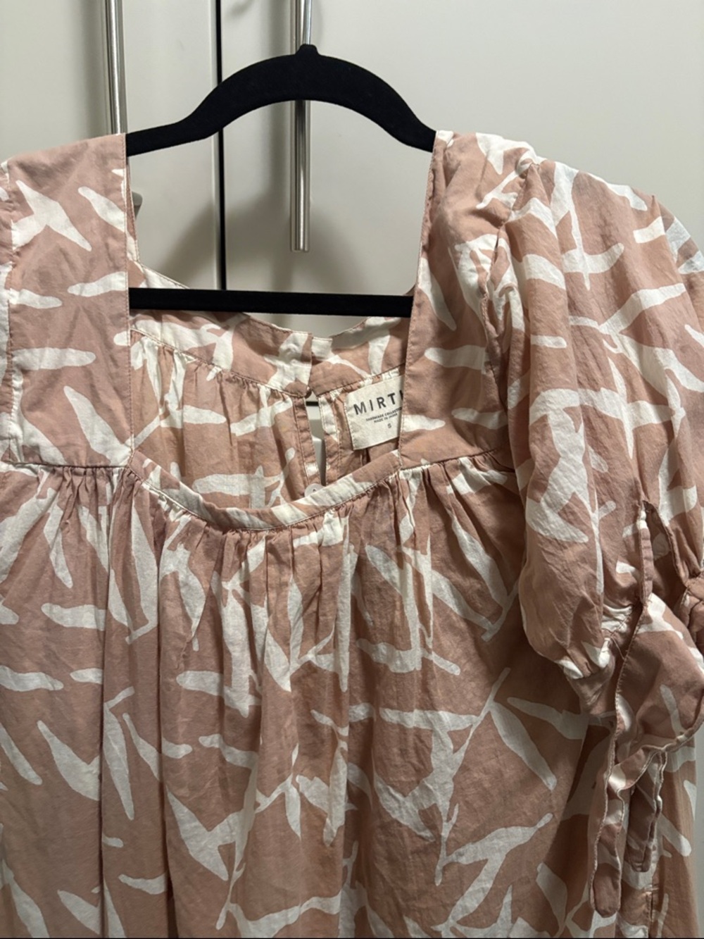 Beige Floral Midi Dress with Tie Sleeves - Picture 8 of 10